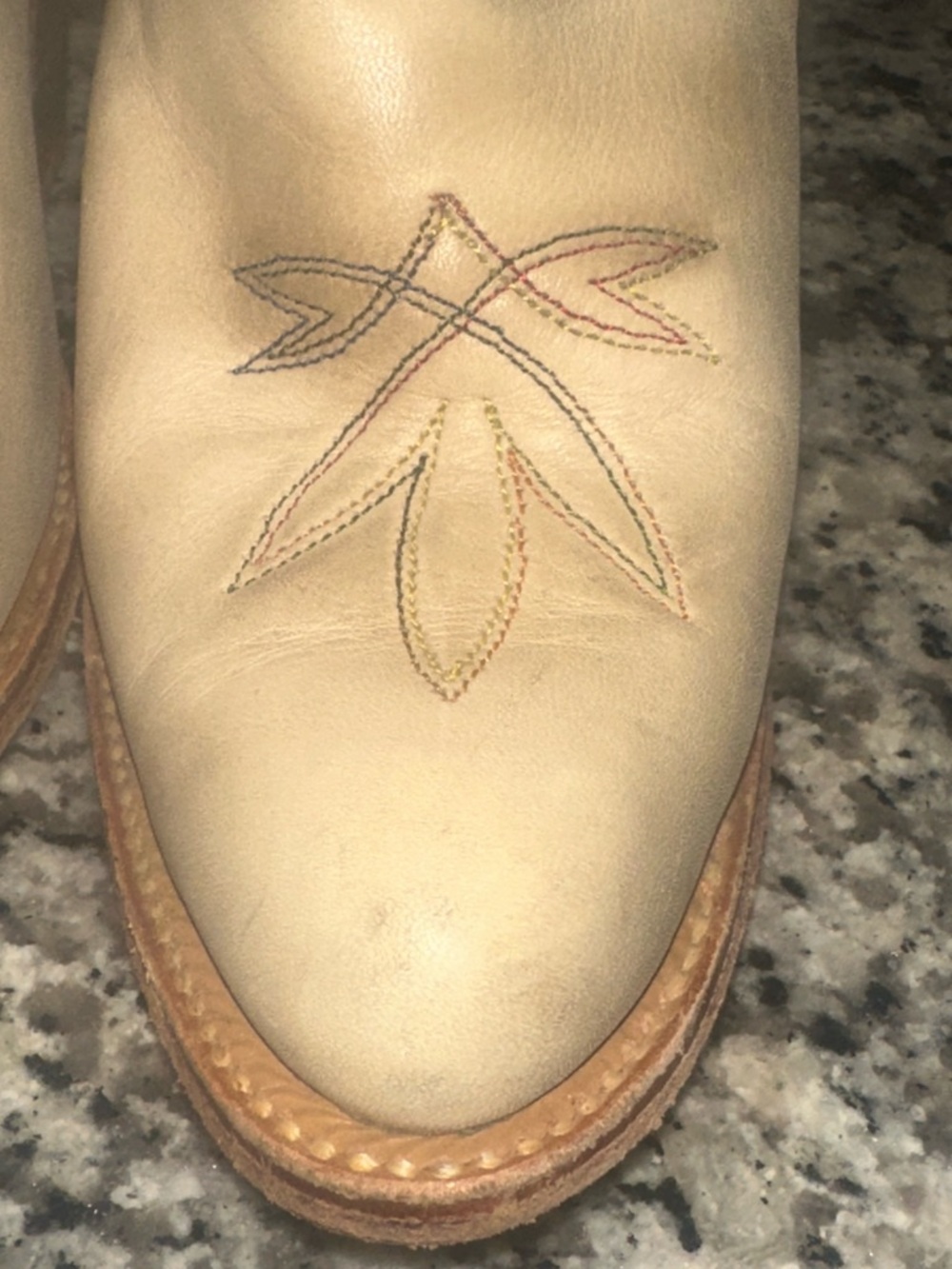 MISS CAPEZIO Tulip Cream Cowboy Boots Vintage SZ 6.5 M USA Made Rainbow Stitched - Picture 15 of 16